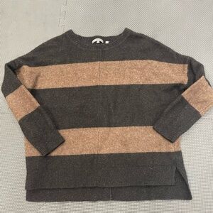 Nordstrom Vince Charcoal and Tan Knit Sweater